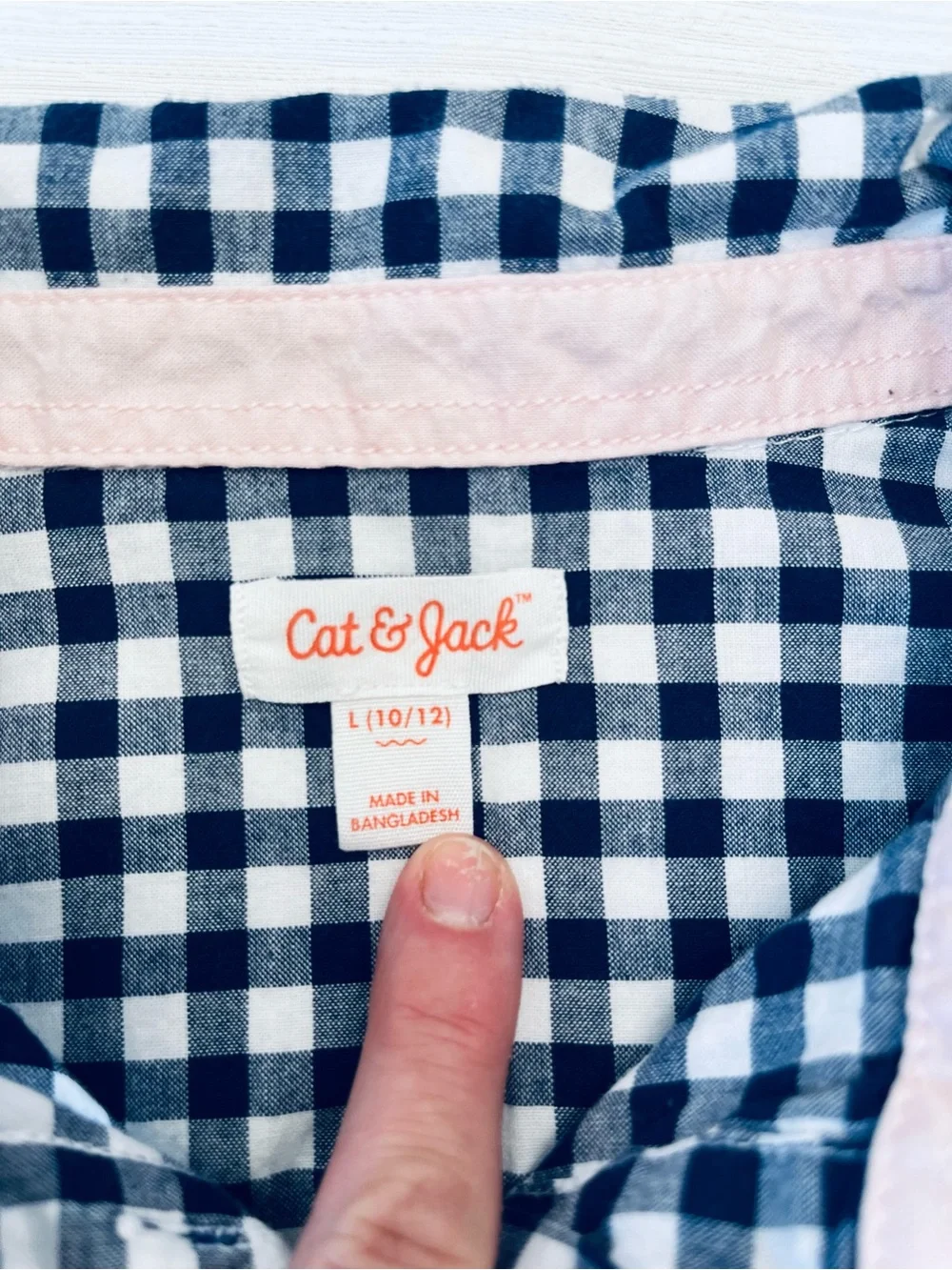 Cat & Jack Navy and White Gingham Button-Up Shirt & White Stretch Jeans